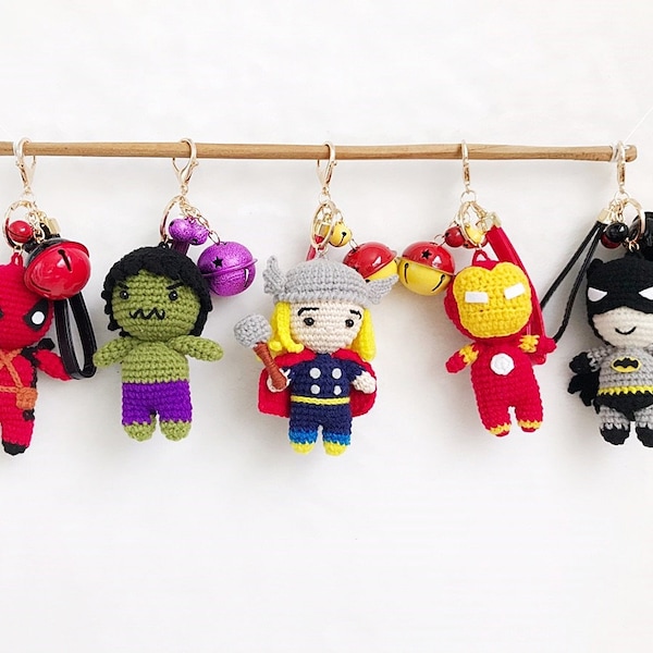 Super Hero Porte-clés Crochet, Super Hero Amigurumi, Crochet Super Hero, Crochet à la main chaîne de clés, Cartoon Key Ring