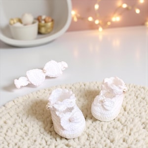 Crochet Baby Shoes and Headband Set: White Cotton, Newborn Photo Prop
