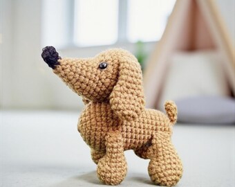 Cane bassotto all'uncinetto Amigurumi: cucciolo giocattolo fatto a mano