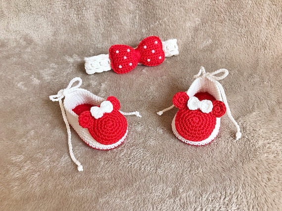 zapatos de bebé zapatos de ganchillo bebé niña zapatos- sesión de fotos Crochet zapatos rojos y diadema conjunto diadema de bebé bebé niña conjunto Zapatos Zapatos para niña Merceditas 