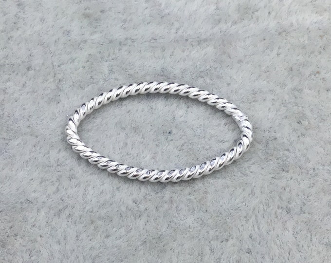 15mm x 25mm Silver Finish Open Twisted Wire Marquise Shaped Plated Copper Components - Sold in Pre-Counted Bulk Packs of 10- (467-GD)