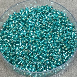 Größe 11/0 Glänzende Silber karibisches Türkis echte Miyuki Delica Glasperlen