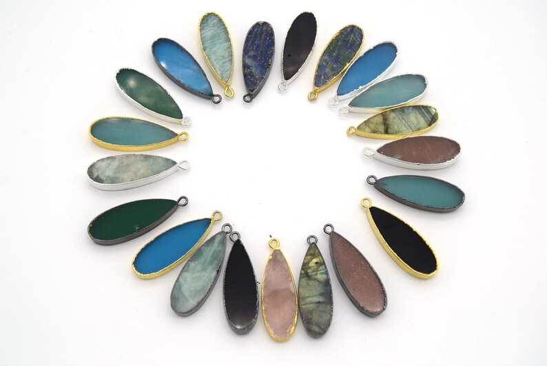 11mm x 30mm Gold Plated Natural Iridescent Long Teardrop Shaped Flat Pendant Blue Green Labradorite Bezel