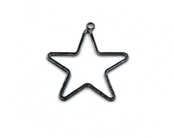 Stars 28mm (4 Pk) Gunmetal Plated Open Star Shaped Pendant/Connector Components (One Ring) - (Pack of 4)