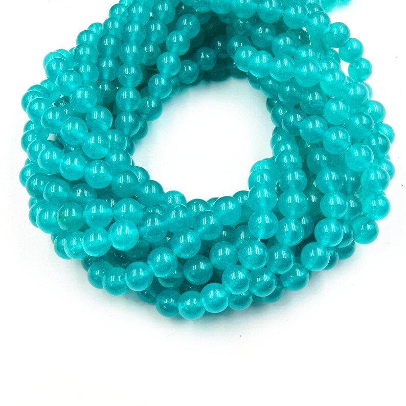Perles de jade | Perles rondes lisses teintées, perles de pierres précieuses | Perles bleues, turquoise, vertes et blanches - Disponibles en 4 mm, 6 mm, 8 mm, 10 mm et 12 mm Turquoise