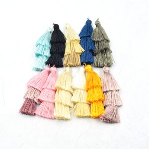 Pompons | Pompon à trois niveaux de 5 cm | Fil de soie/polyester