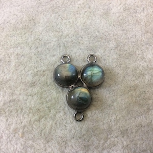 Natural Labradorite Trillion Connector | Gunmetal Copper Plated 3 Stone Bezel (8mm)