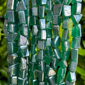Cuentas facetadas de ónix verde místico (12 mm)