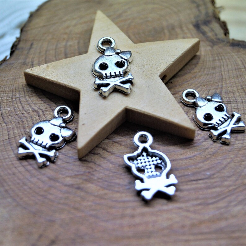 Skull charms metal 2011 mm image 6