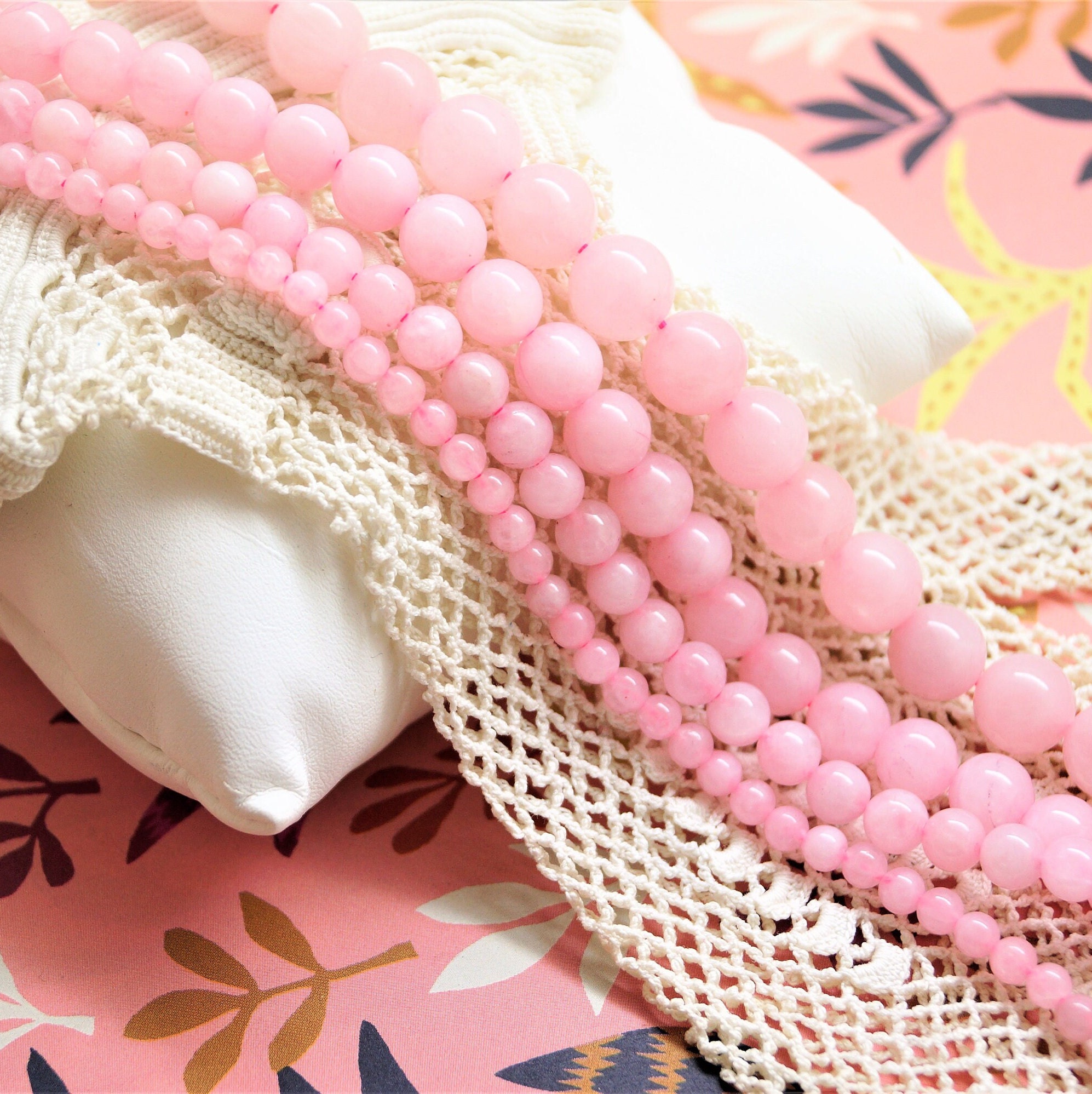 Quartz beads round pink