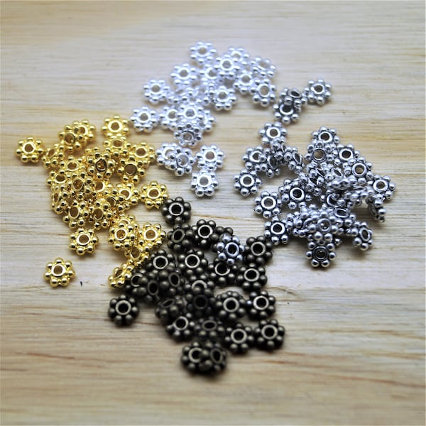 100 Daisy beads silver metal 4 mm