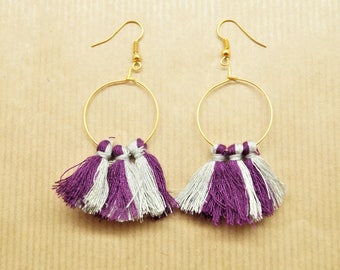 Kit paire supports boucle d'oreilles et créoles dorés, 6 pompons à franges violet et gris