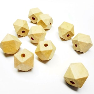 Wood Beads Polygon 10 mm, set of 10