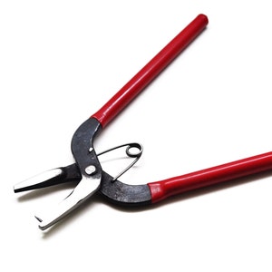1 plier hole for jewelery creations, black and red, 155 mm