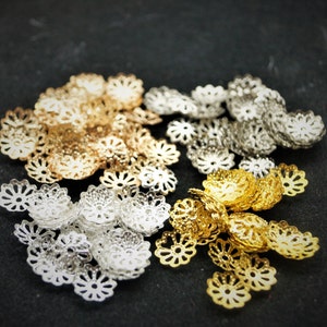 Calottes 9 mm pour perles forme fleur par lot de 100, 4 couleurs image 1