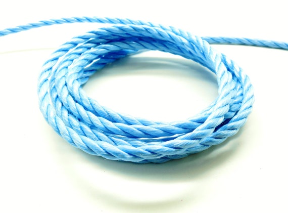 Lort de 2 mètres de corde nylon 3 brins bleue 6 mm -  France