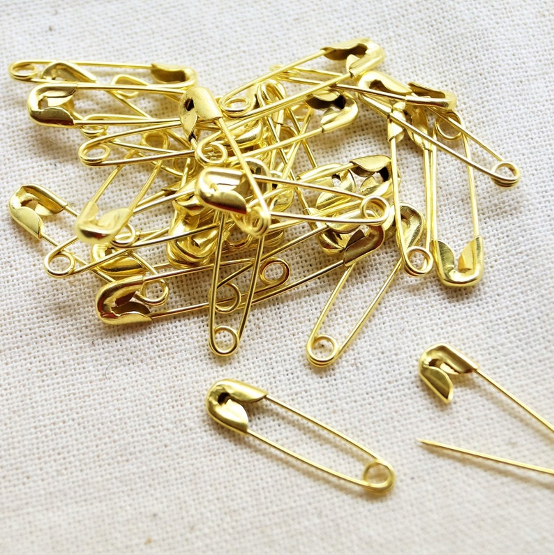 safety pins, badges, brooch 195 mm image 9