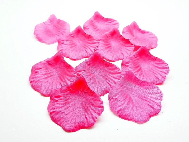 Lot de 500 pétales de roses en tissu, fuschia, 5 x 4,5 cm, pour mariages, célébrations image 1