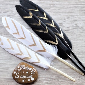 Duck feather black with golden dipped 10-15 cm