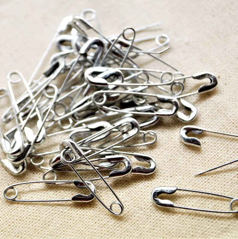 safety pins, badges, brooch 195 mm image 7