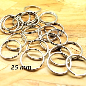 Key rings with a silver color and set of 20, diam. 25 mm