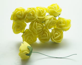 Lot de 4 bouquets de 12 mini roses artificielles 25 mm, mousse jaune