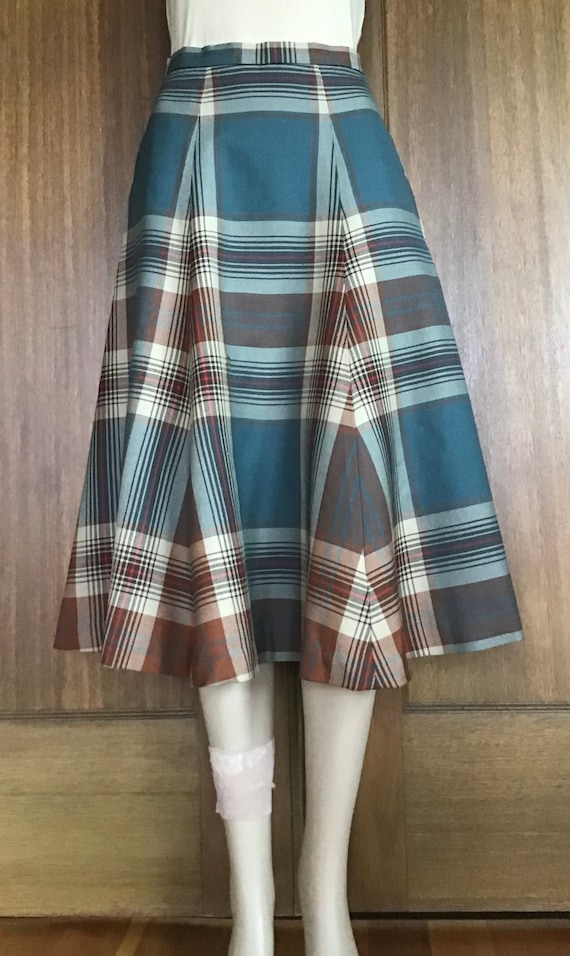 ALJEAN of Canada skirt Tartan Plaid Gored Pure Vir