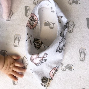 Baby Bandana Bib Sewing Pattern – Digital PDF + Video Tutorial, Beginner Friendly, Easy Baby Bib DIY