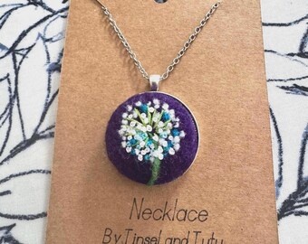 Needle felted pendant white agapanthus necklace in silver metal cabachon with chain