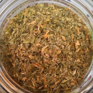 Alfalfa Leaf - Organic - By the Ounce - Cut & Sifted - Medicago sativa