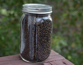 Whole Black Peppercorns - Organic - Piper nigrum