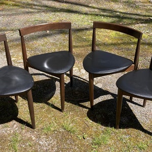 Midcentury Modern Chairs Set Of 4 Triangle Diamond Vintage Wood Walnut Teak Black Leather Dining Chairs