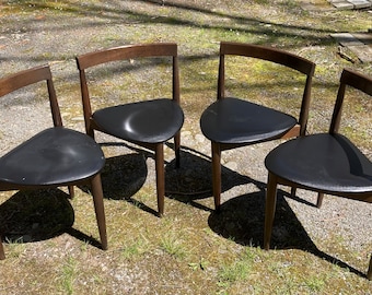 Midcentury Modern Chairs Set Of 4 Triangle Diamond Vintage Wood Walnut Teak Black Leather Dining Chairs