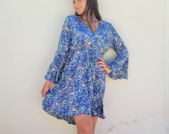 Robe courte à fleurs bleues pour femme | Robe à manches longues cloche | Robe courte Boho | Robe d’été décontractée | Habillez-vous pour les | de vacances Robe Boho