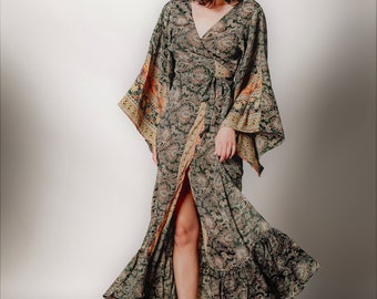 Wrap around maxi dress in floral print | Green maxi dress | Gray-purple bohemian long kaftan with bell sleeves | Deep v neck Maternity| rave