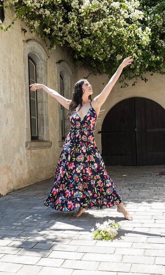 Open Back Boho Maxi Dress in Floral Print - Etsy Open Back Boho Maxi Dress in Floral Print - Etsy