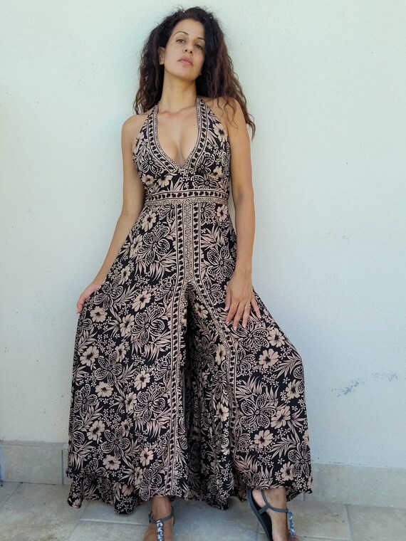 halter dress summer casual Red Midi with Pockets Winterberry Red / XSmall Size CN/US:XXL / 14 Wedding Guest Black Casual gussets Azazie Mermaid Off The