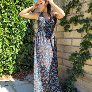 Long Boho maxi dress for woman Open back dress image 3