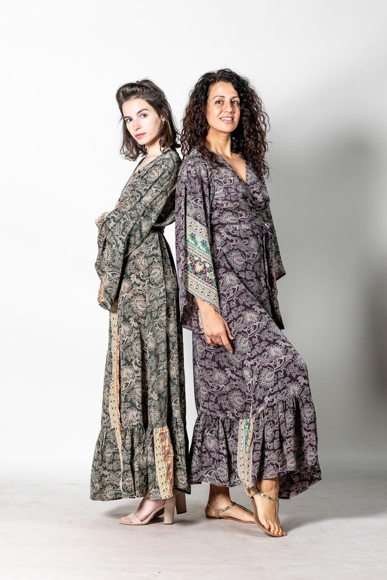 Wrap around maxi dress in floral print Green maxi dress Gray-purple bohemian long kaftan with bell sleeves Deep v neck Maternity rave image 6