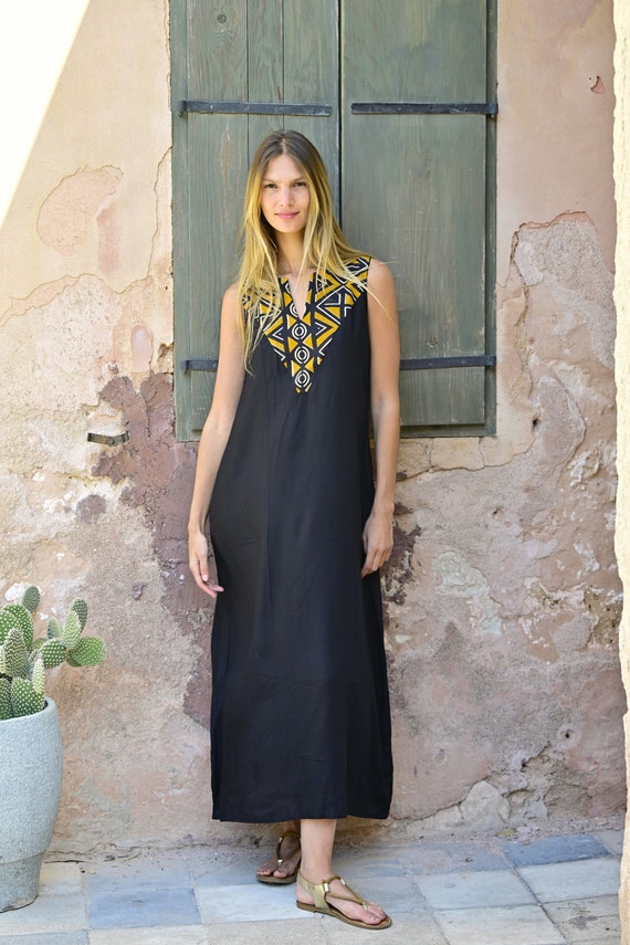 black rayon dress Rayon Polka Dots Dress In Black (ZNX2057)