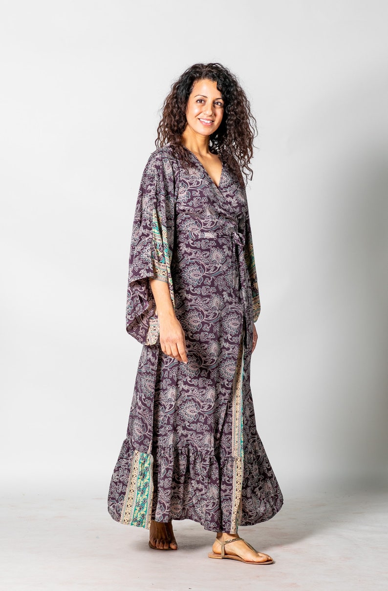 Wrap around maxi dress in floral print Green maxi dress Gray-purple bohemian long kaftan with bell sleeves Deep v neck Maternity rave image 9