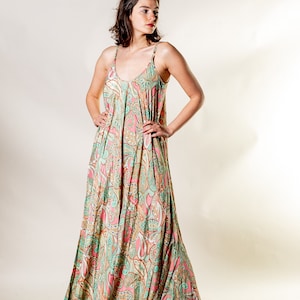 Long boho slip dress for woman | Loose maxi dress | Silk hippie dress | Plus size dresses | Pregnancy | Beach and vacation dress | Paisley