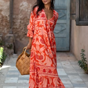 adrianna papell embroidered dress Adrianna Papell Embroidered Lace V-Neckline Sleeveless Sheath Gown Dress