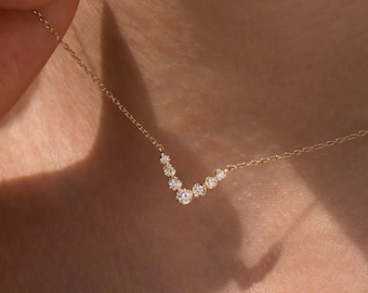 14k Diamond Chevron Necklace, V Shape Layering Pendant Solid Gold, Minimalist Chevron Necklace for Women, Dainty Diamond Geometric V Choker