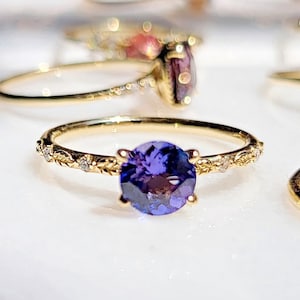 Tanzanite and Diamond Engagement Ring, 14k Tanzanite Wedding Ring, Tanzanite Bridal Ring Solid Gold Promise Ring, Gemstone Ring For Women,
