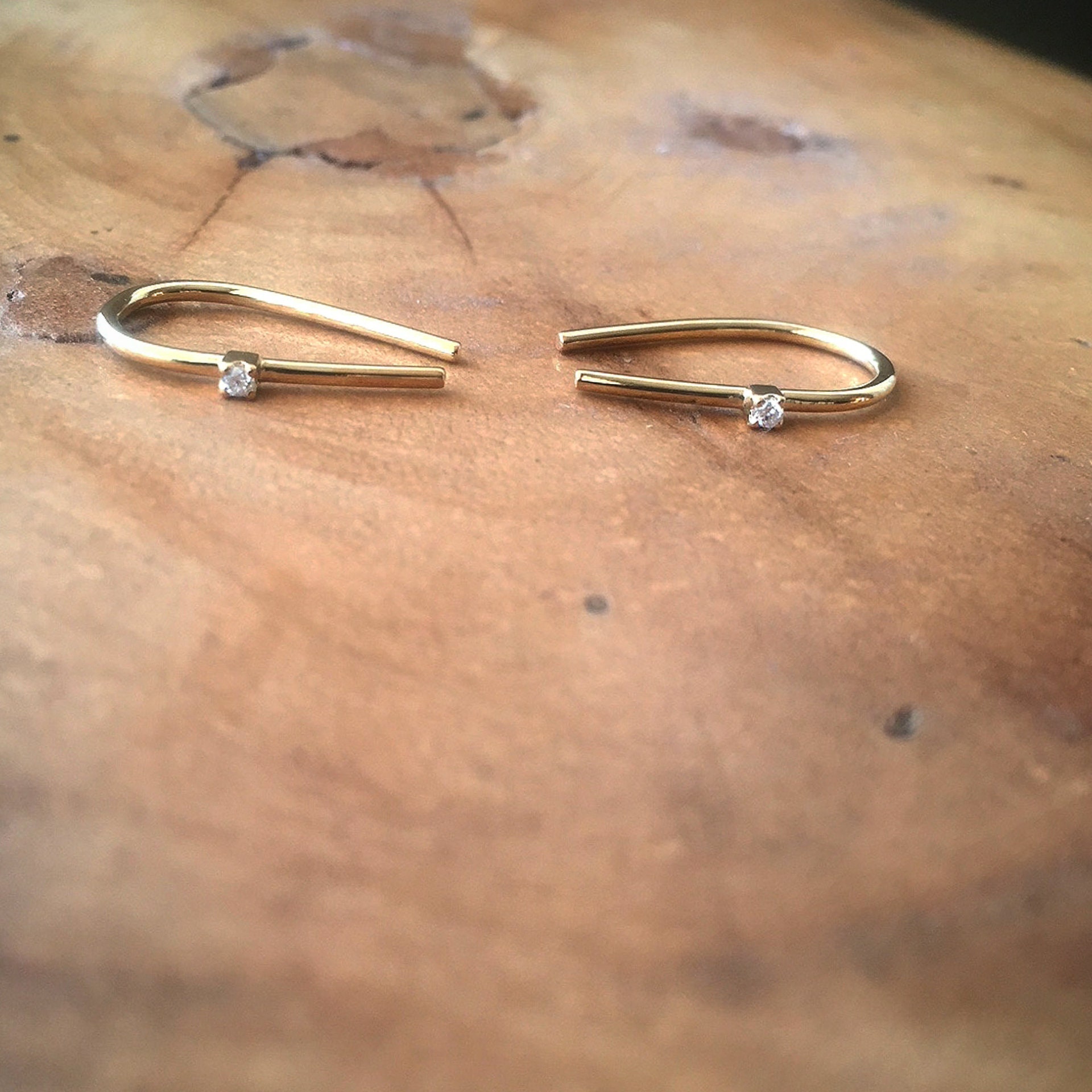 Gold Diamond Arc Earring Dainty Horseshoe Earring Minimalist Etsy