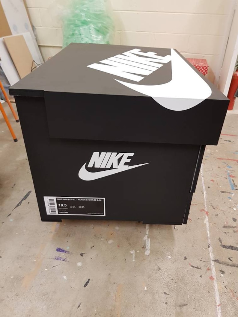 trainer storage nike