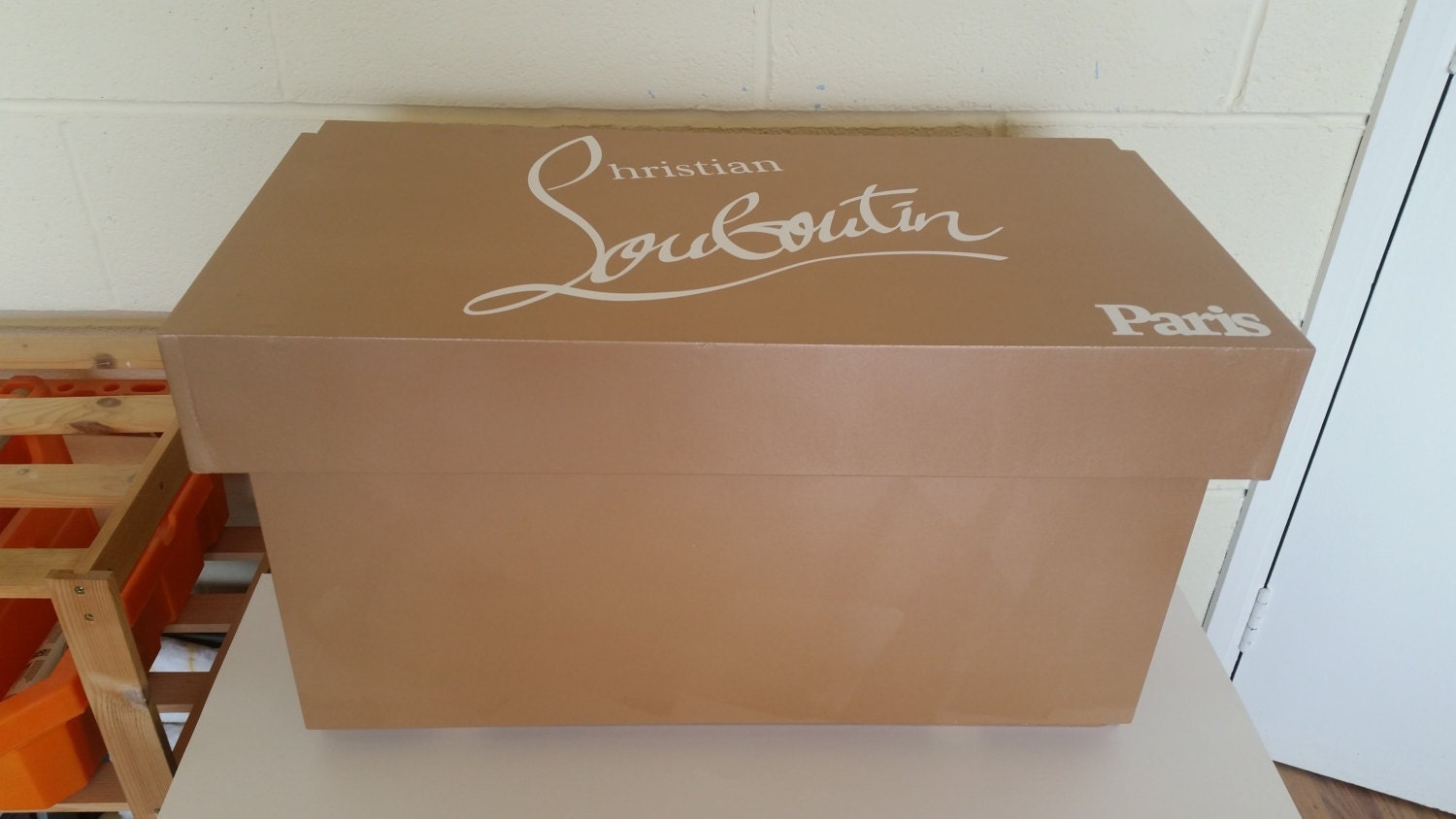 XL Giant Shoe Box Christian Louboutin 