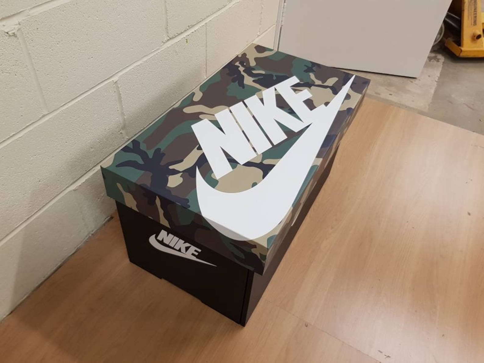 trainer storage nike