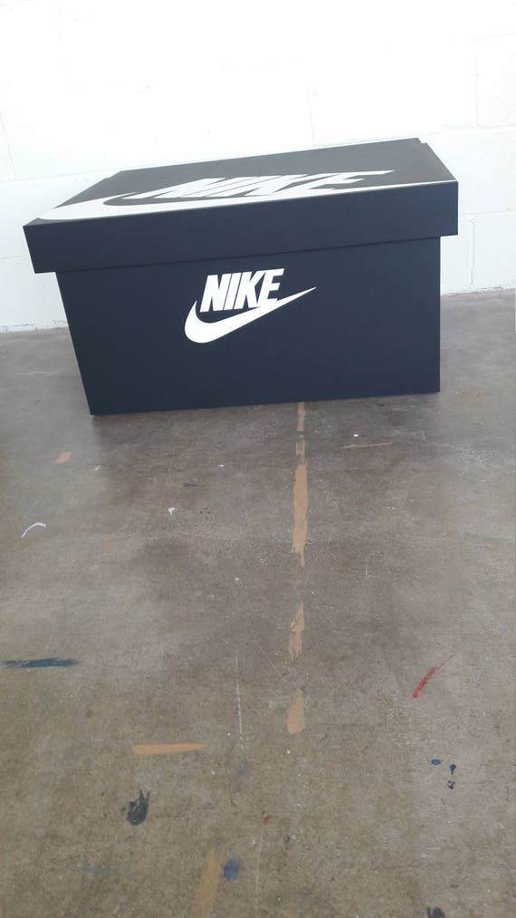 XL Nike Trainer Boîte à chaussures - détient 12no paires de baskets, cadeau pour lui, cadeau d’anniversaire, cadeau, cadeau, boîte à chaussures ... XL Nike Trainer Boîte à chaussures - détient 12no paires de baskets, cadeau pour lui, cadeau d’anniversaire, cadeau, cadeau, boîte à chaussures ...